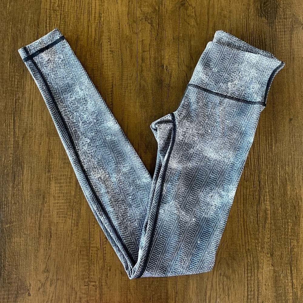 Lululemon Wunder Under Leggings Size 2